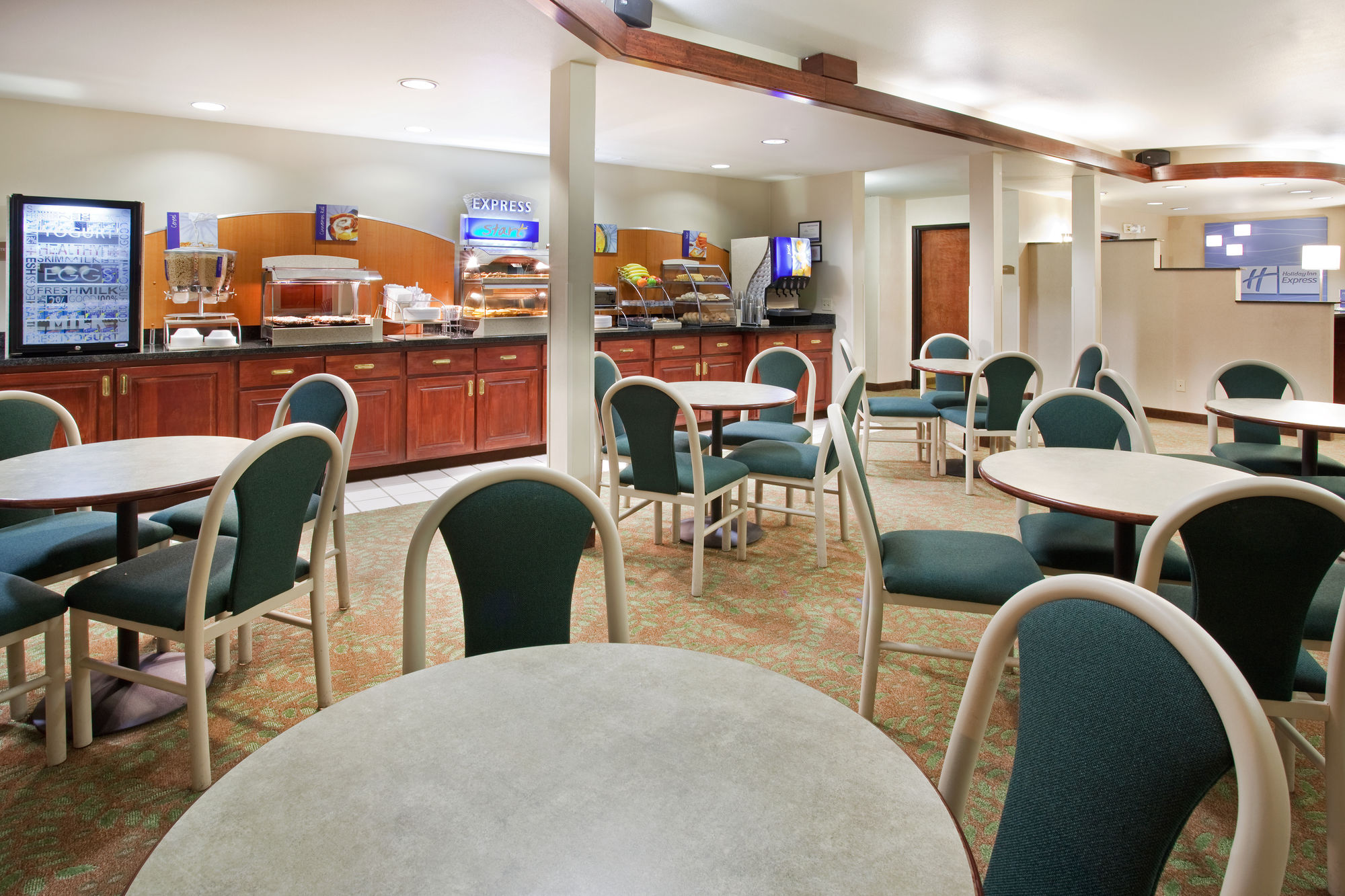 Holiday Inn Express Colorado Springs Airport