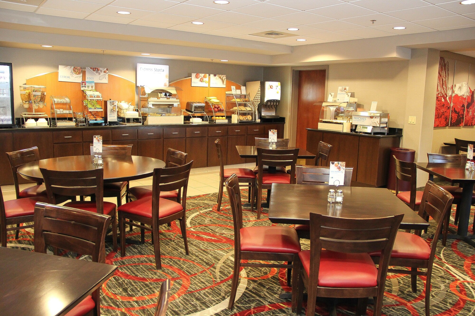Holiday Inn Express Colorado Springs Airport