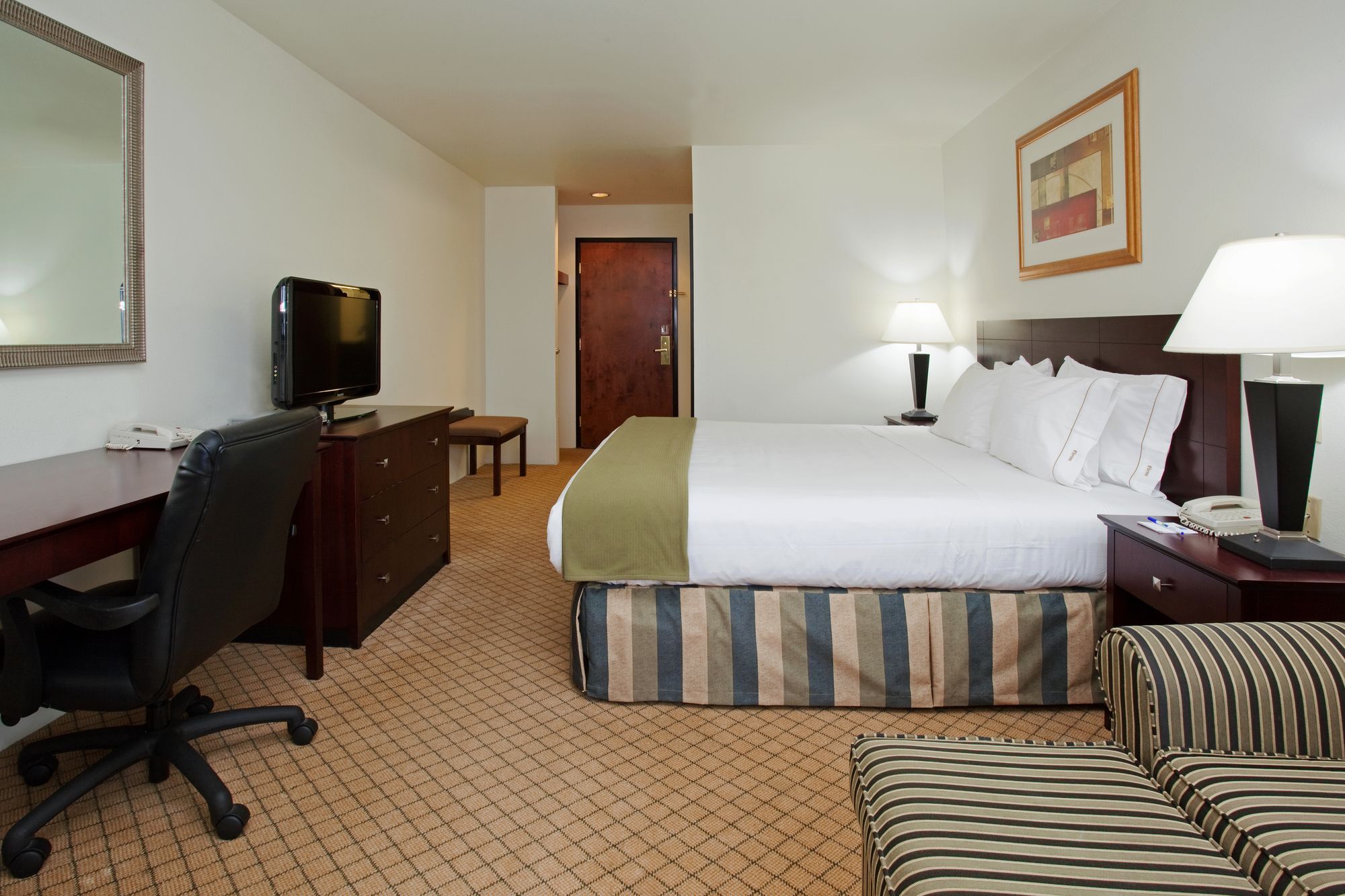 Holiday Inn Express Colorado Springs Airport