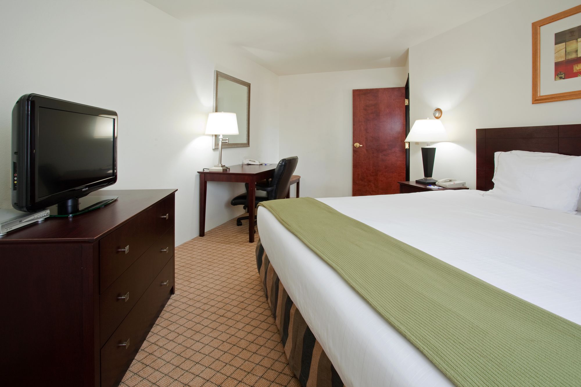 Holiday Inn Express Colorado Springs Airport
