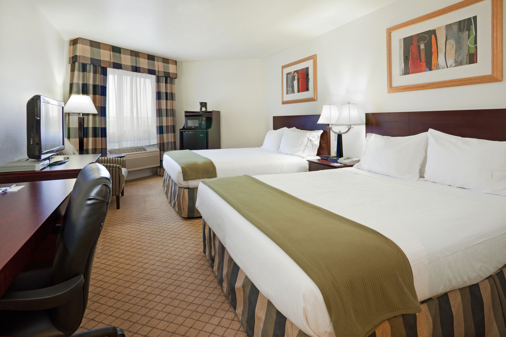 Holiday Inn Express Colorado Springs Airport