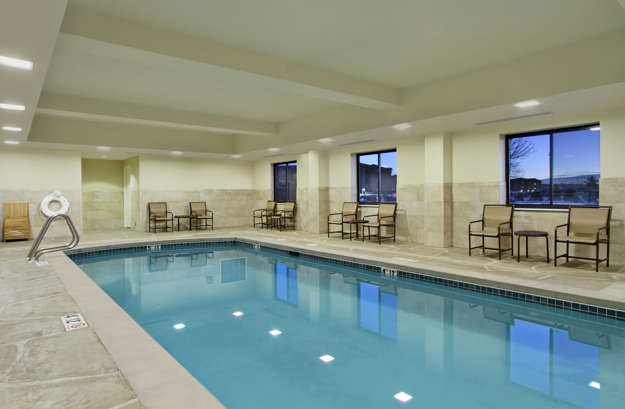 Holiday Inn Express Hotel & Suites Colorado Springs - First & Main