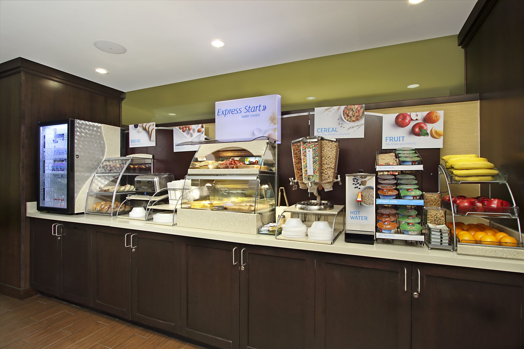 Holiday Inn Express Hotel & Suites Colorado Springs - First & Main