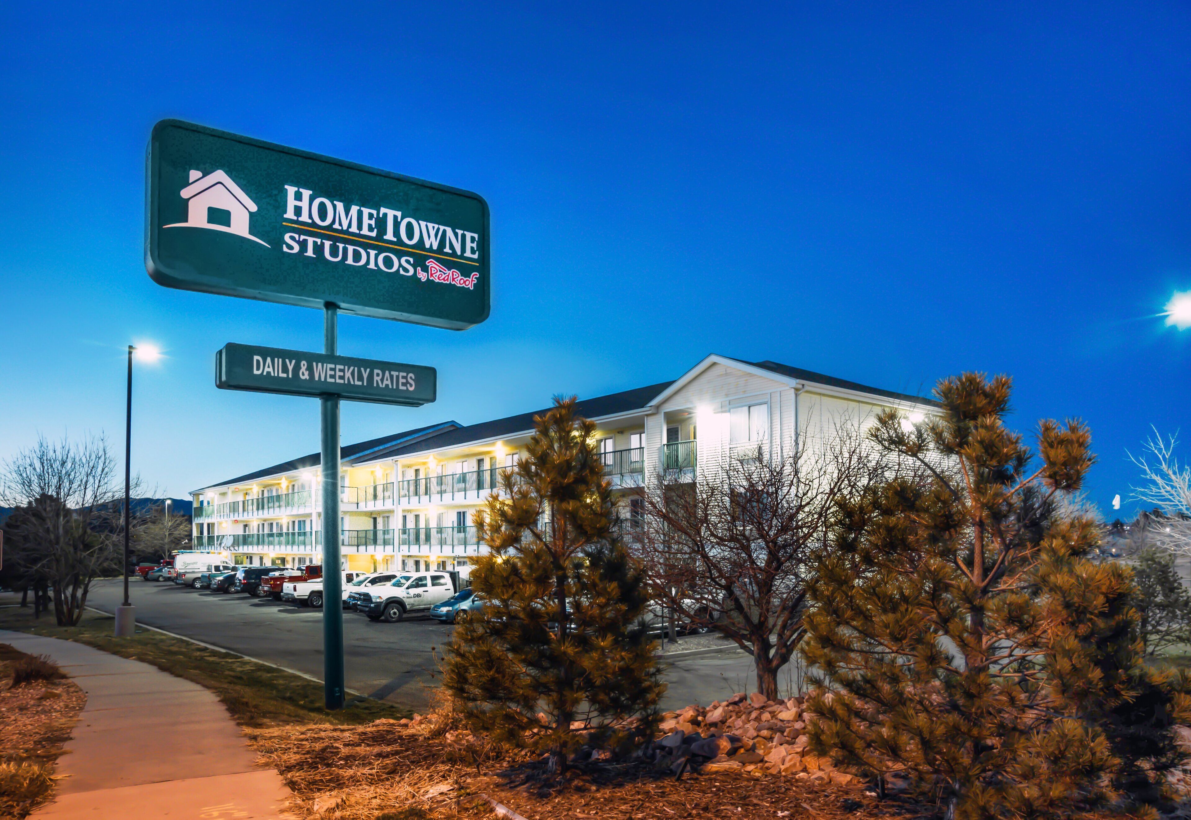 HomeTowne Studios Colorado Springs - Airport