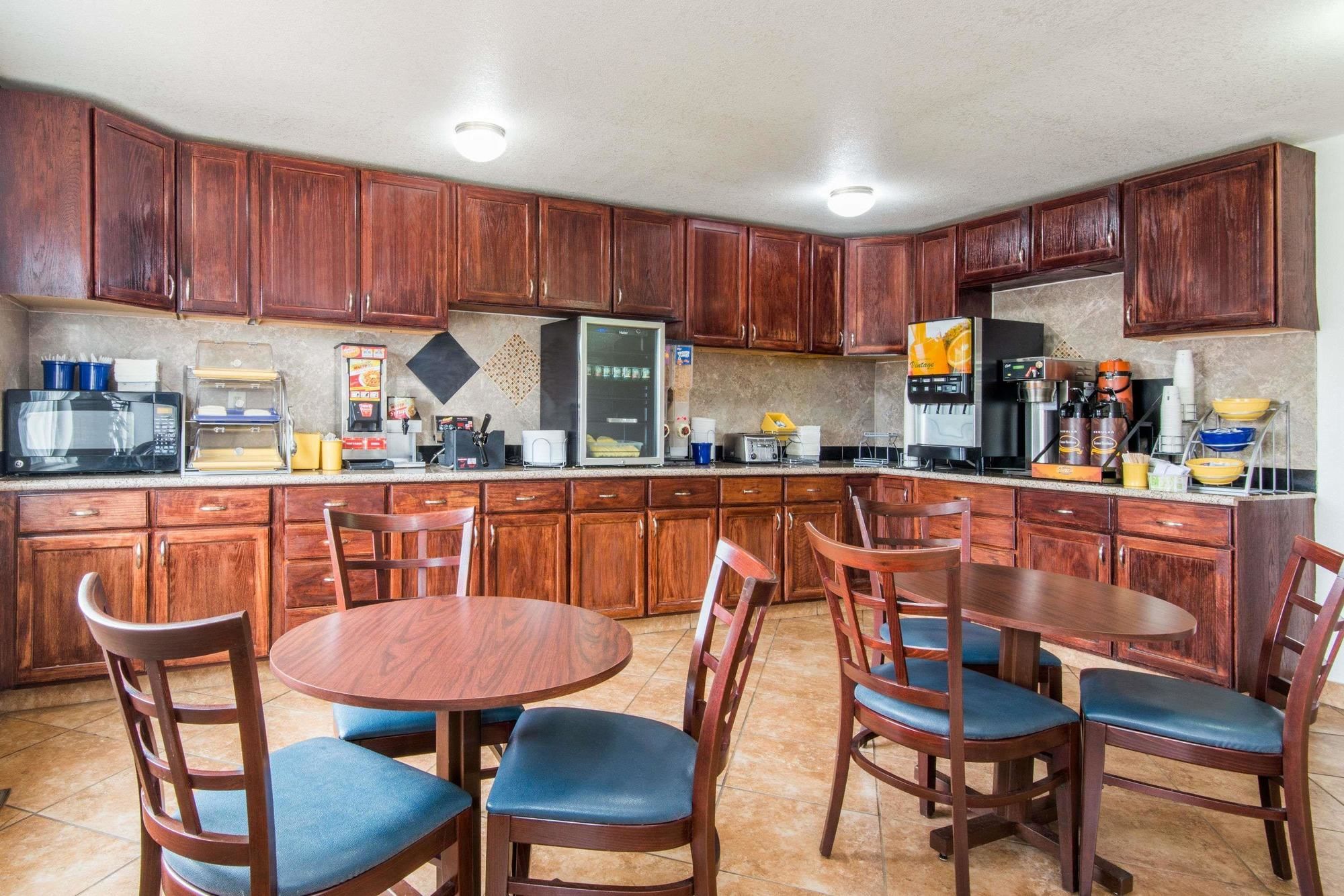 Knights Inn Colorado Springs Central