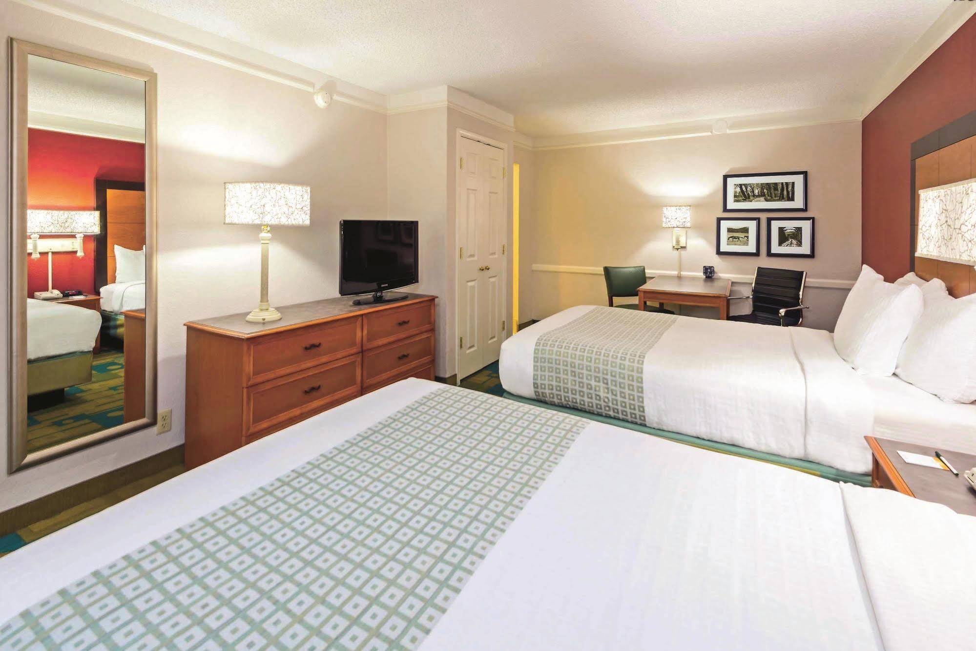 La Quinta Inn by Wyndham Colorado Springs Garden of the Gods