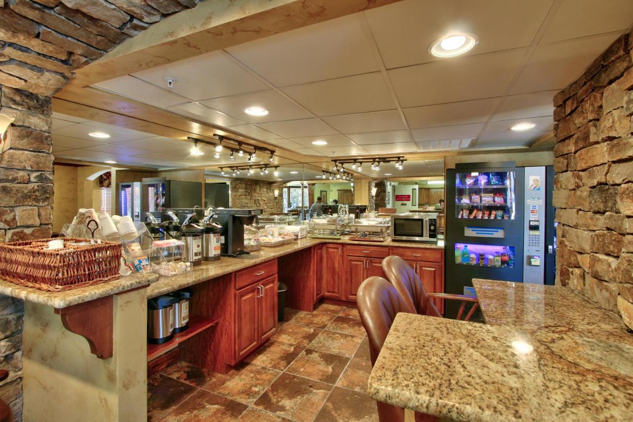 MCM Eleganté Suites
