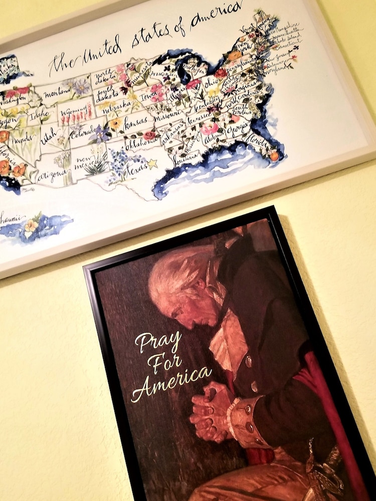 Peak Valley Manor, a Premier Bed & Breakfast