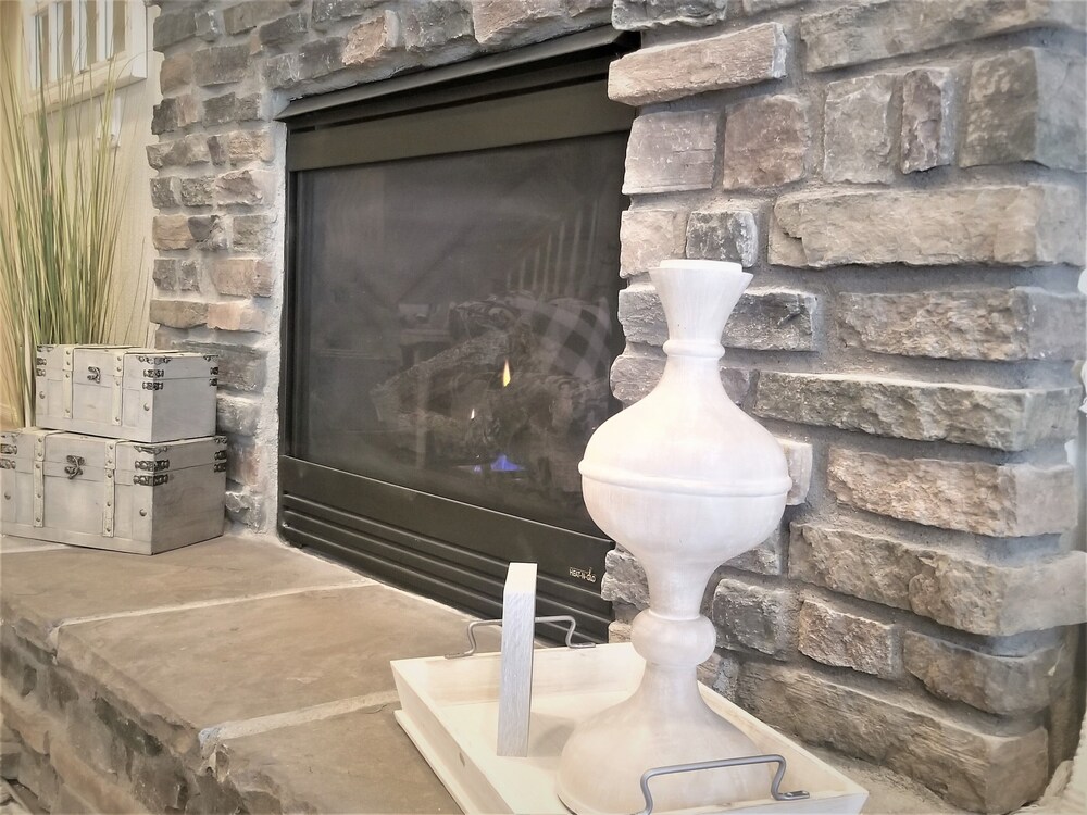Peak Valley Manor, a Premier Bed & Breakfast