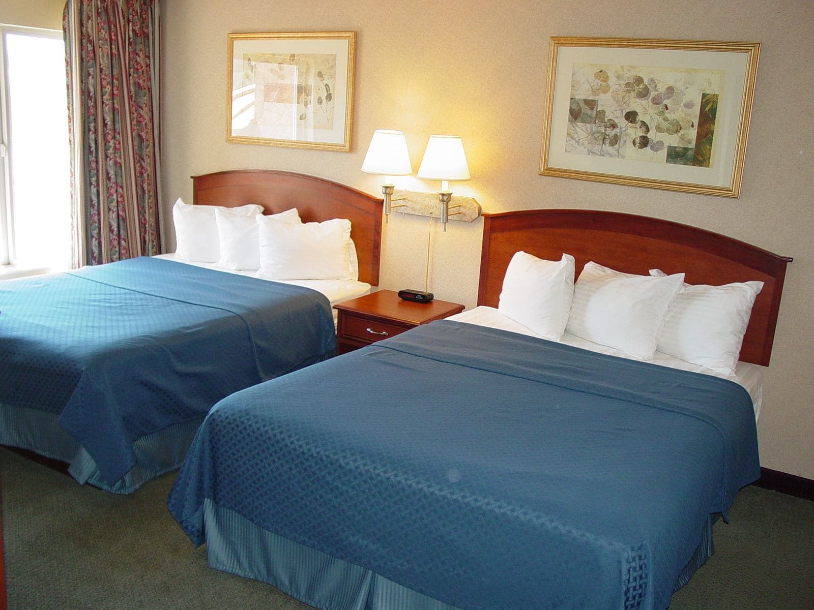Quality Suites Downtown