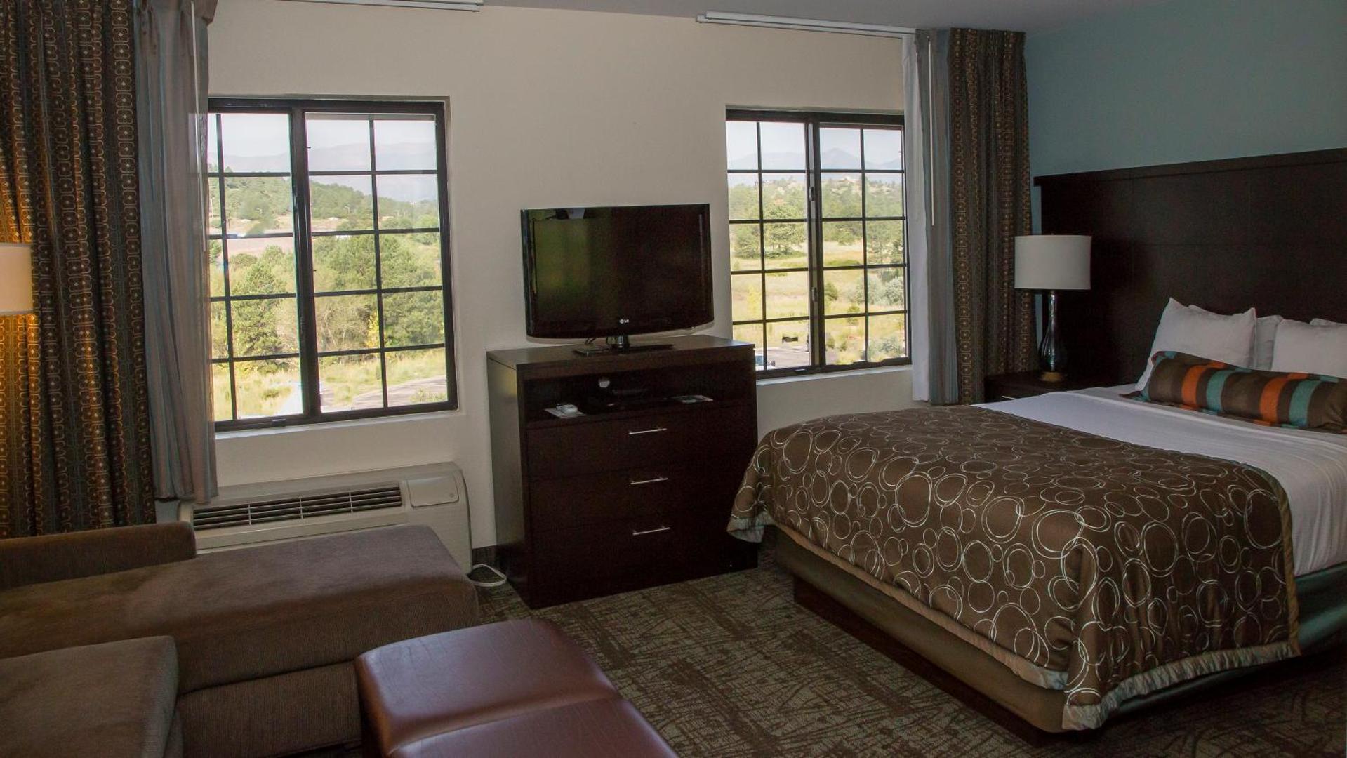 Staybridge Suites Colorado Springs-Air Force Academy