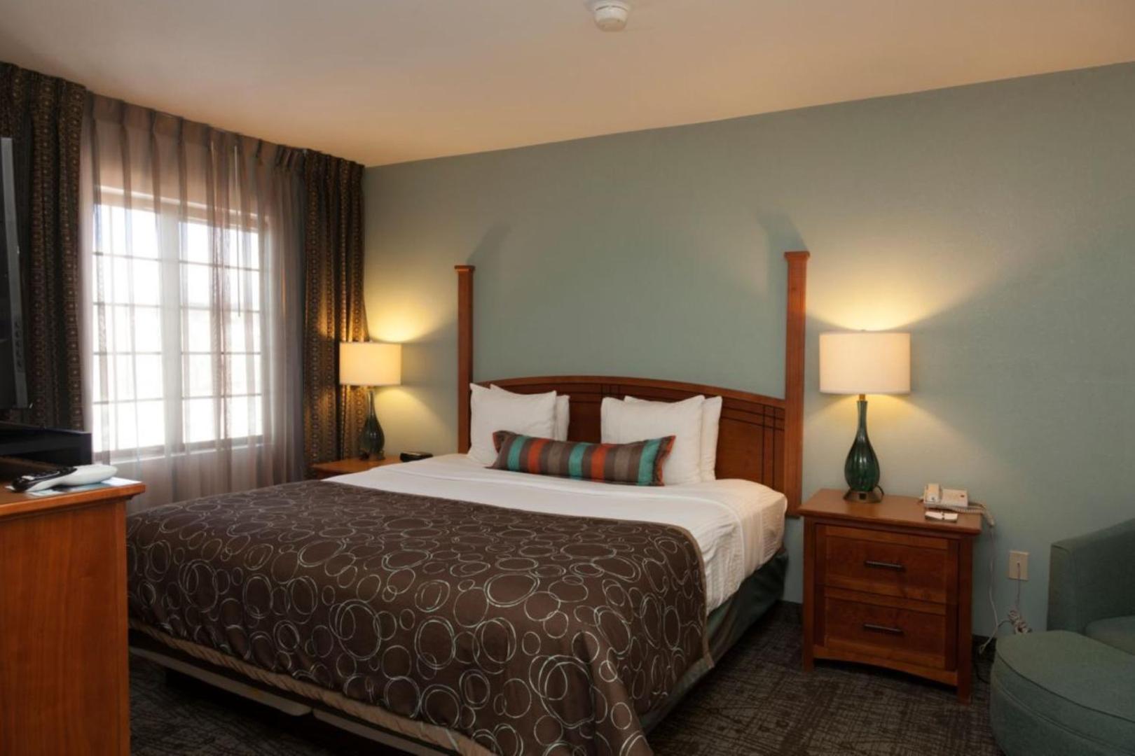 Staybridge Suites Colorado Springs-Air Force Academy