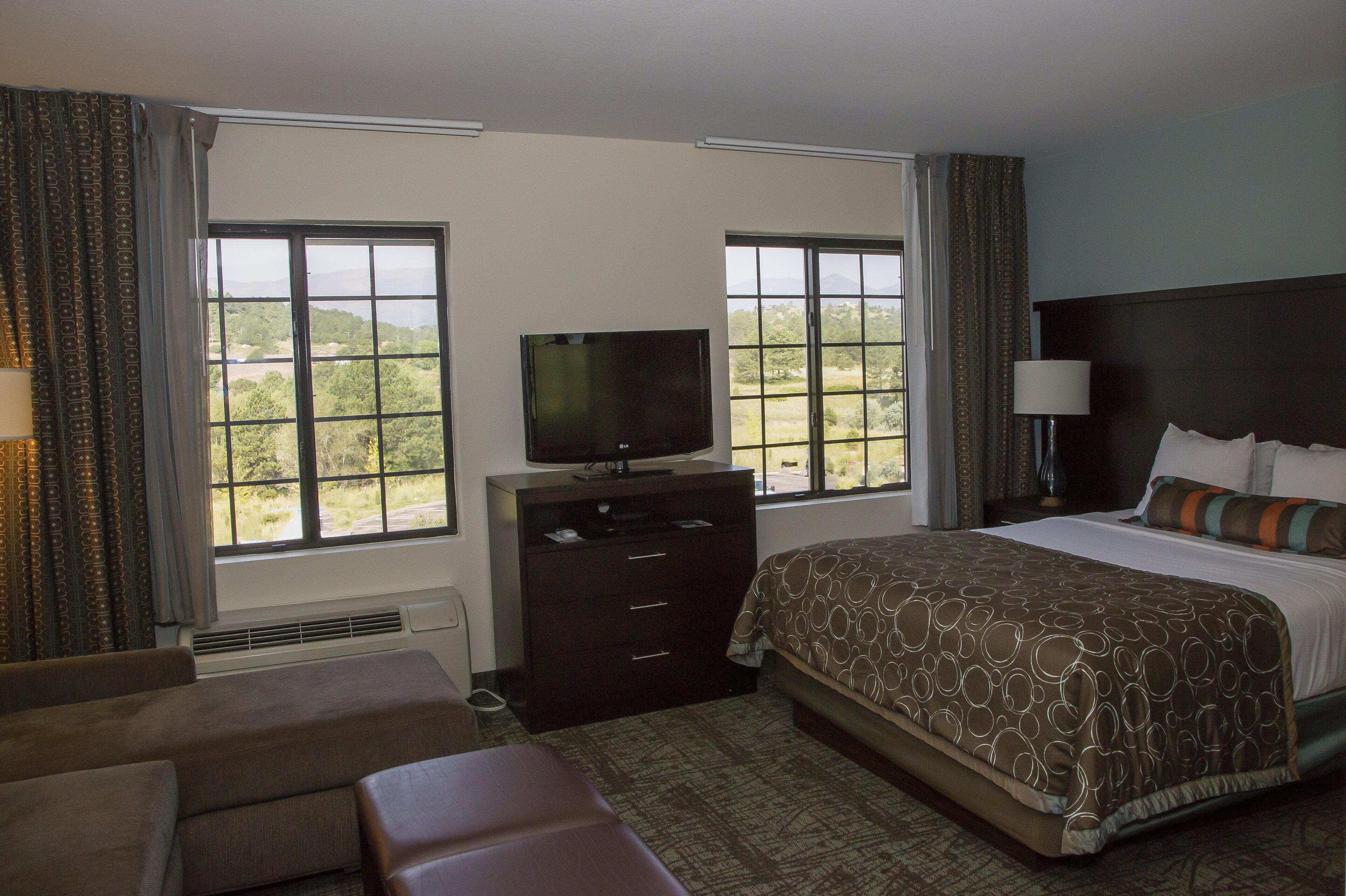Staybridge Suites Colorado Springs-Air Force Academy