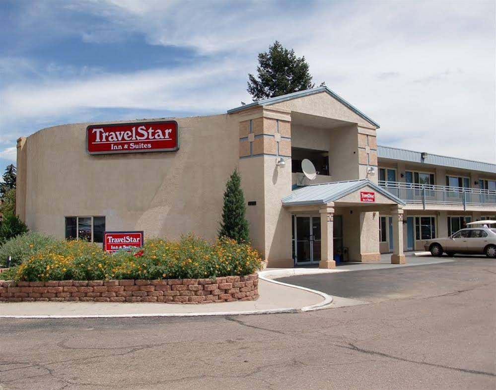 TravelStar Inn & Suites
