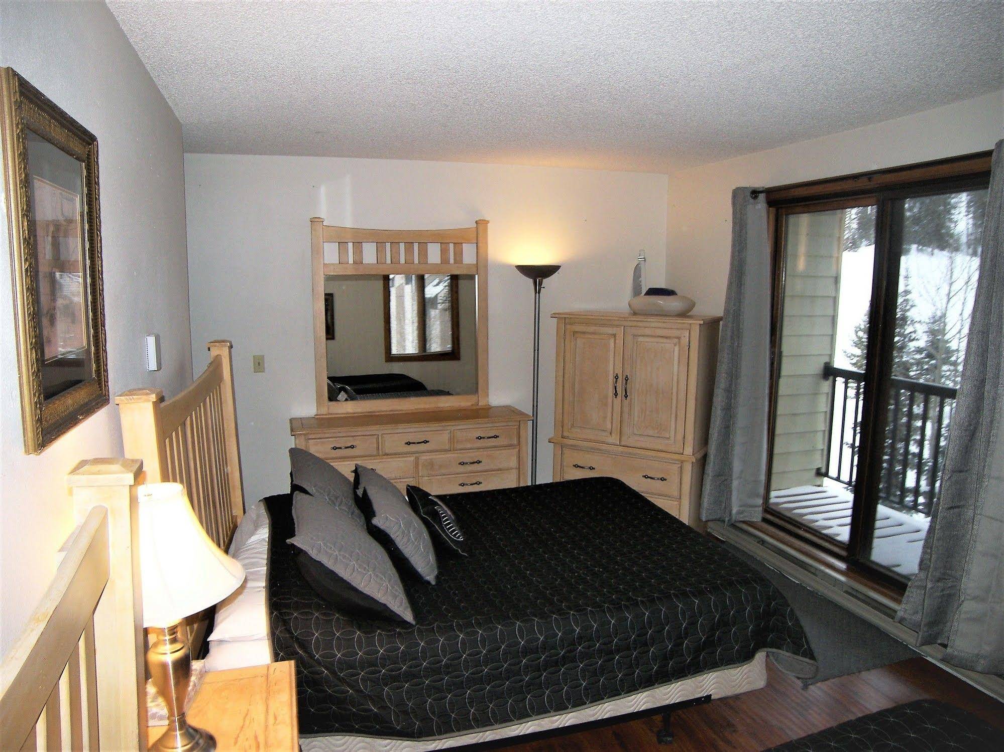 Copper Mountain Resort by Rocky Mountain Resort Management