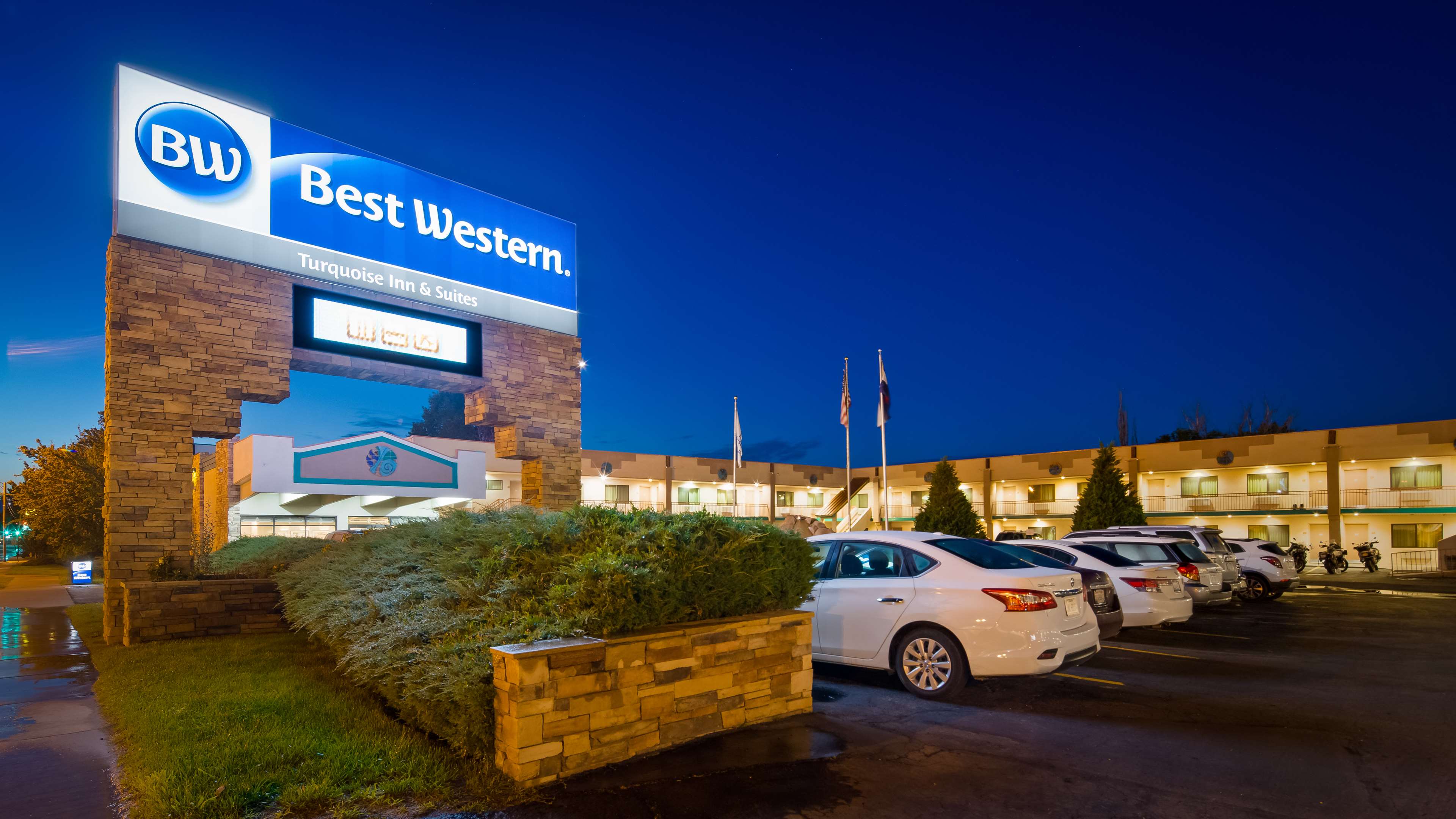Best Western Turquoise Inn & Suites