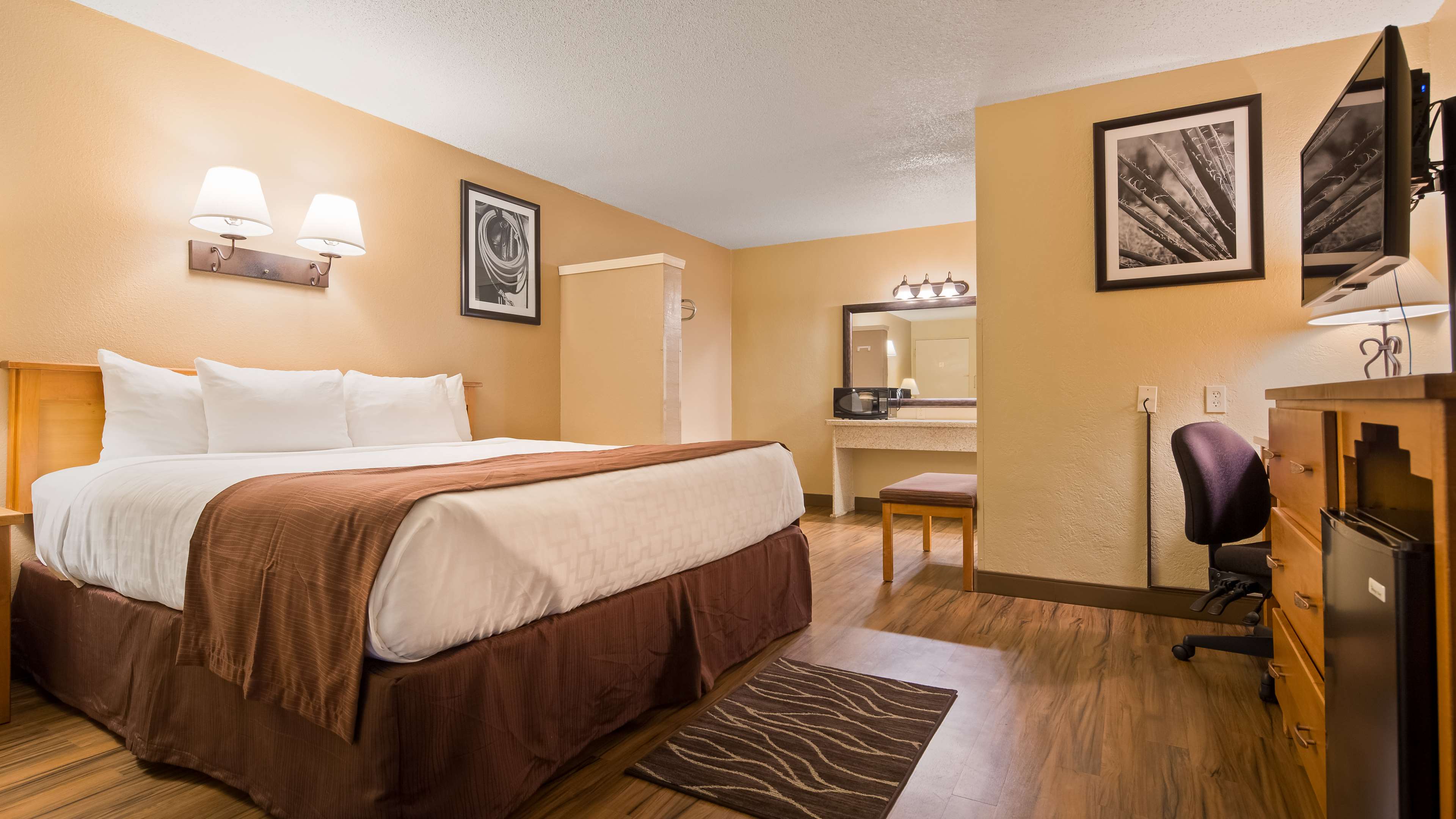Best Western Turquoise Inn & Suites