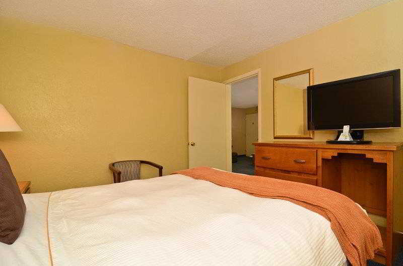 Best Western Turquoise Inn & Suites