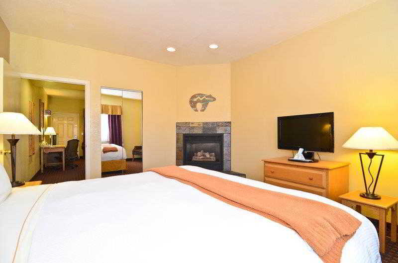Best Western Turquoise Inn & Suites