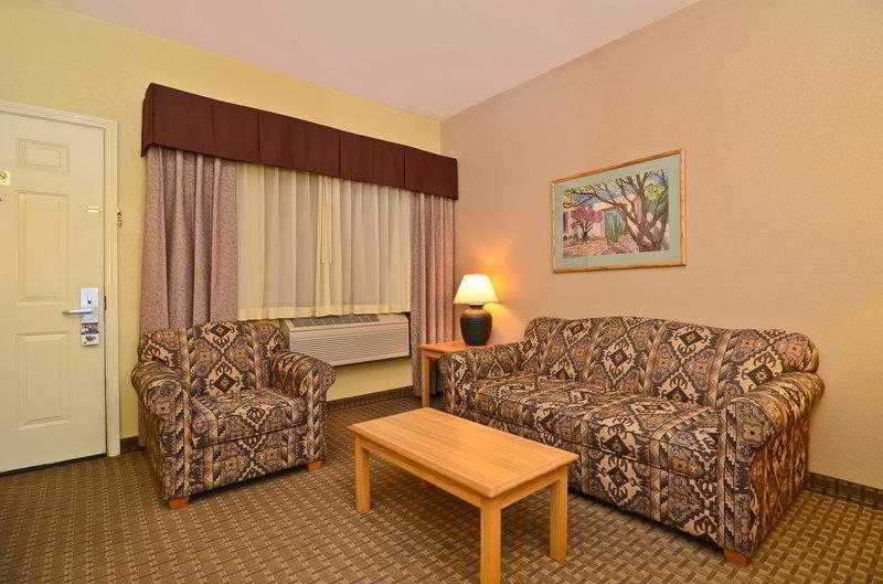 Best Western Turquoise Inn & Suites