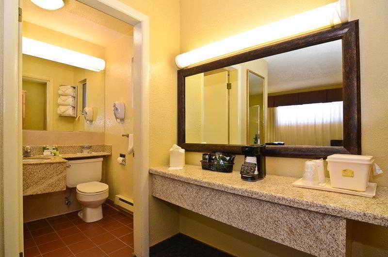 Best Western Turquoise Inn & Suites