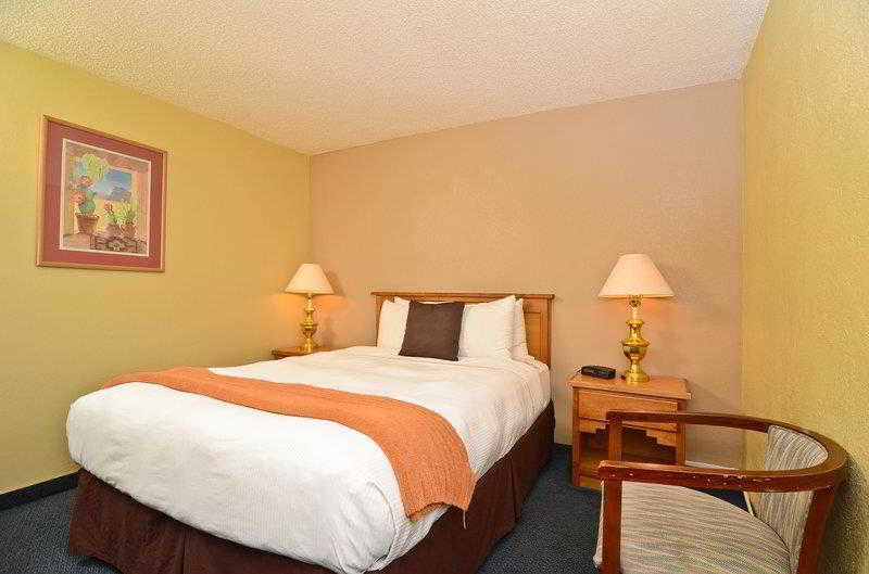 Best Western Turquoise Inn & Suites