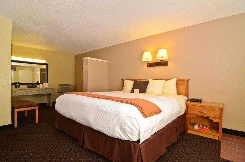 Best Western Turquoise Inn & Suites