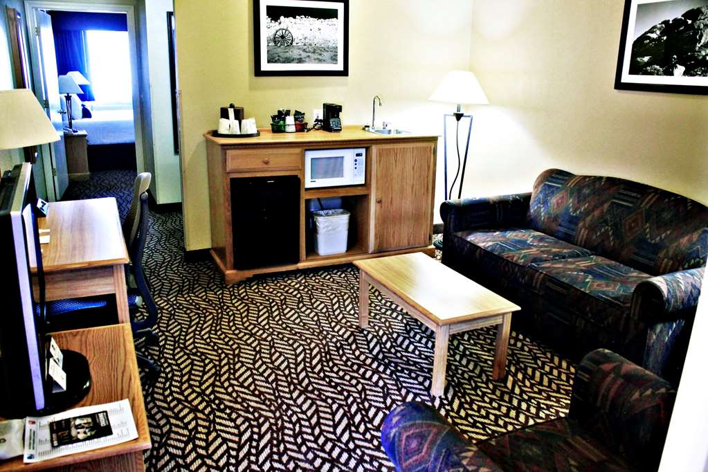 Best Western Turquoise Inn & Suites