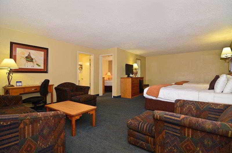 Best Western Turquoise Inn & Suites