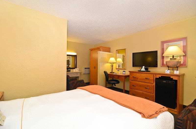 Best Western Turquoise Inn & Suites