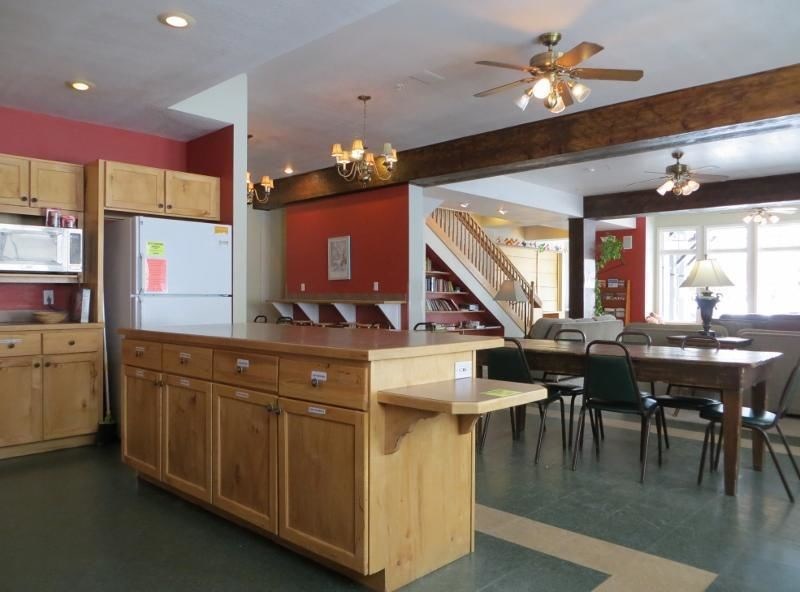 Crested Butte  Int'l Lodge & Hostel