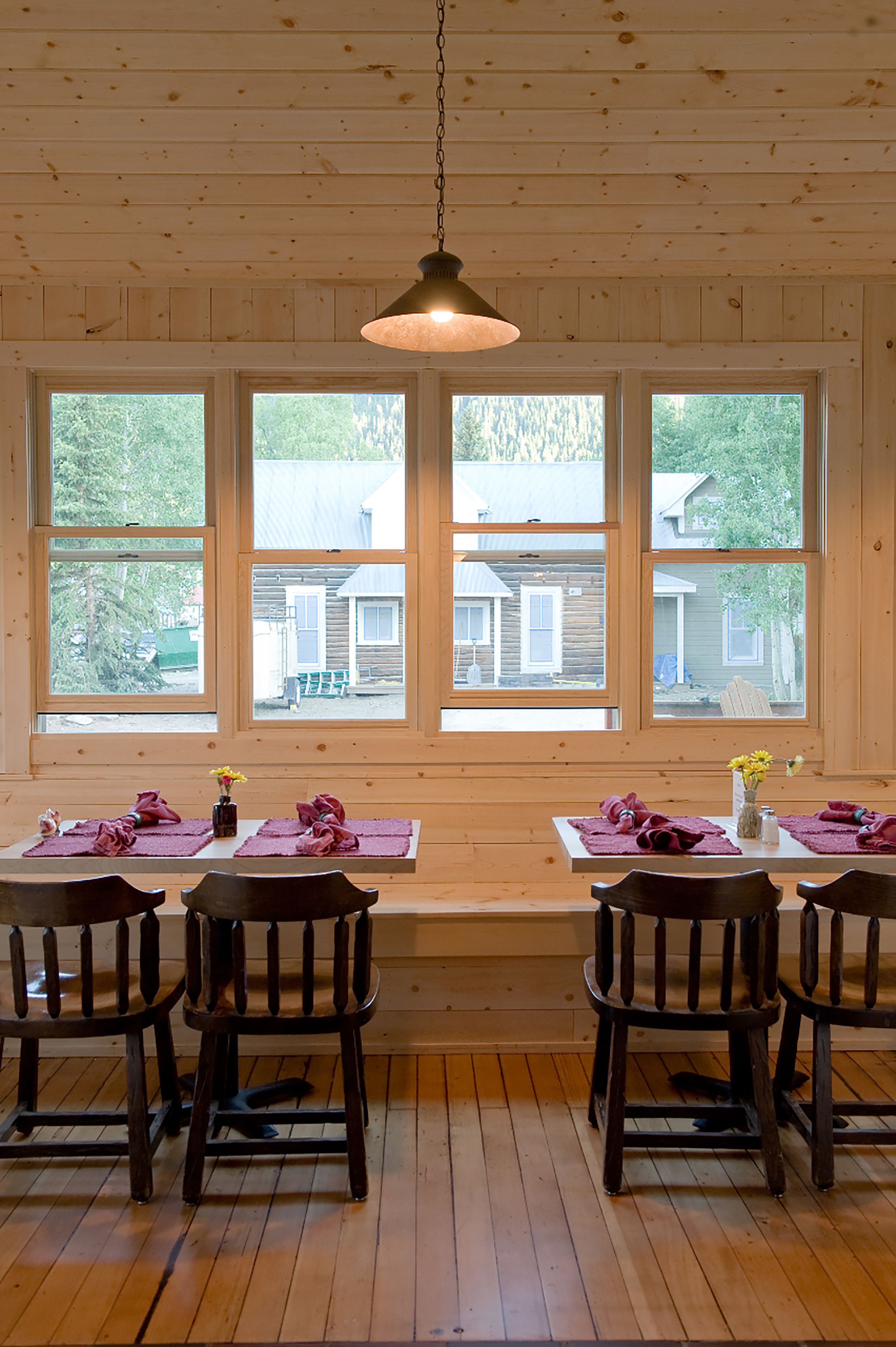 Elk Mountain Lodge