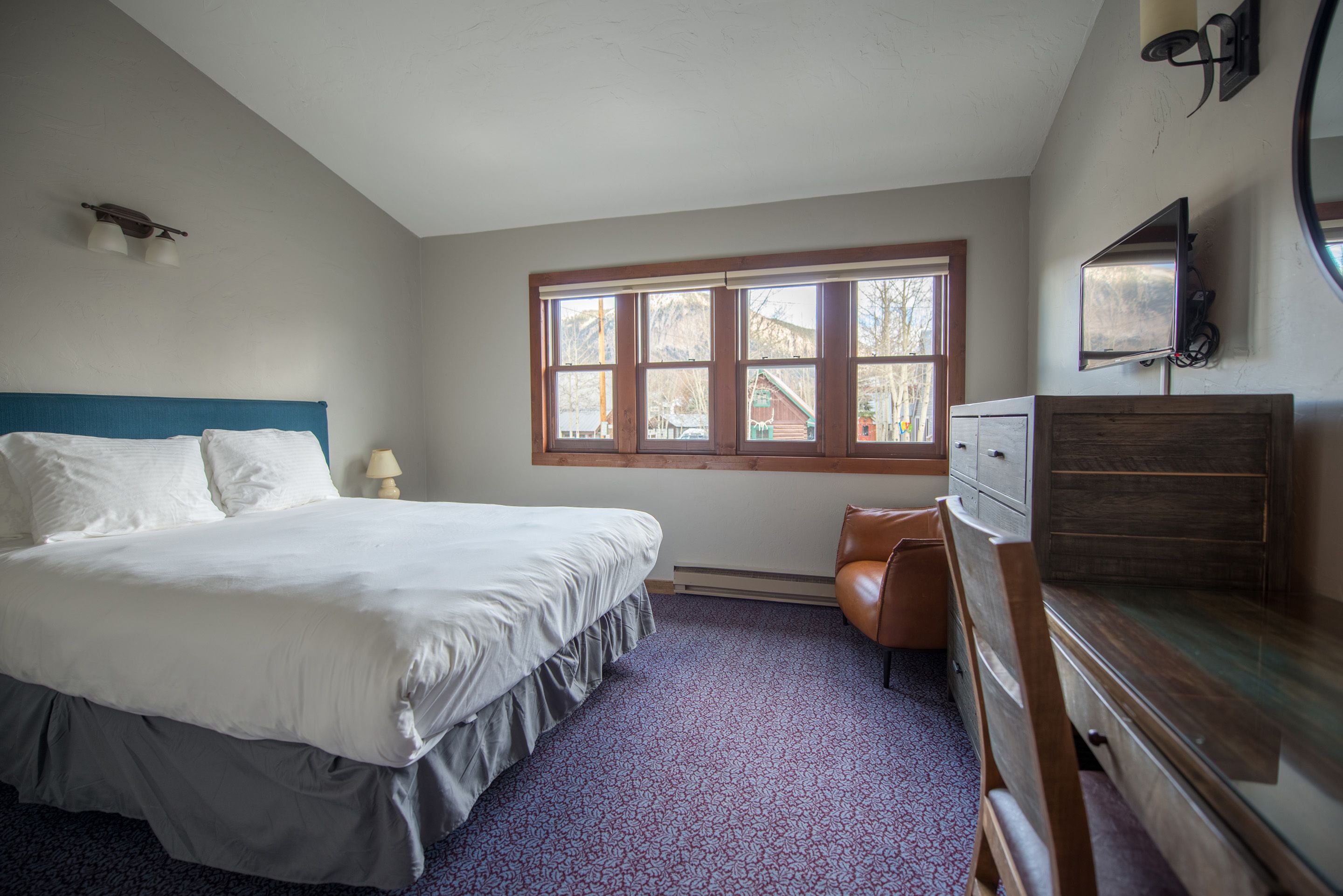 Elk Mountain Lodge