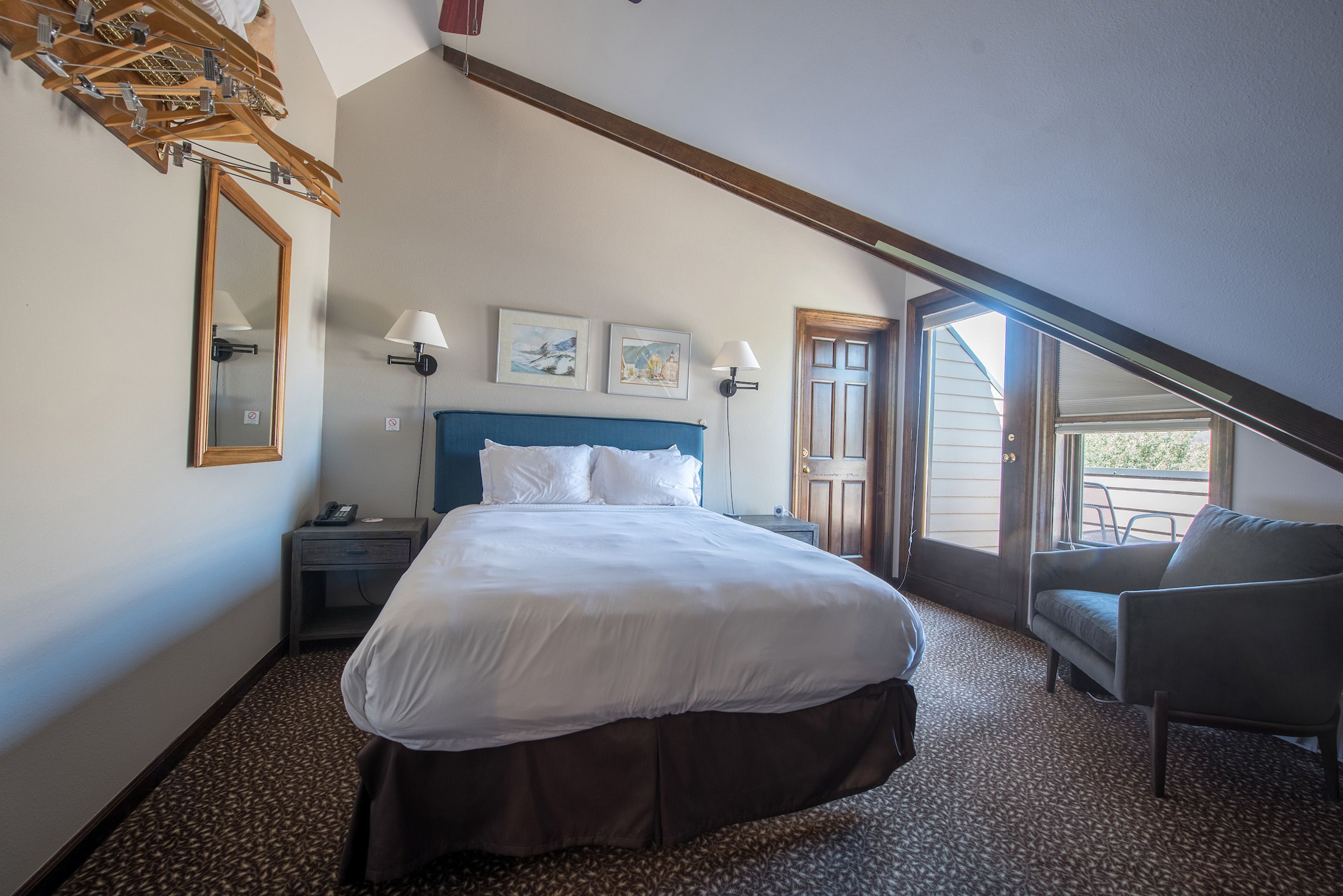 Elk Mountain Lodge