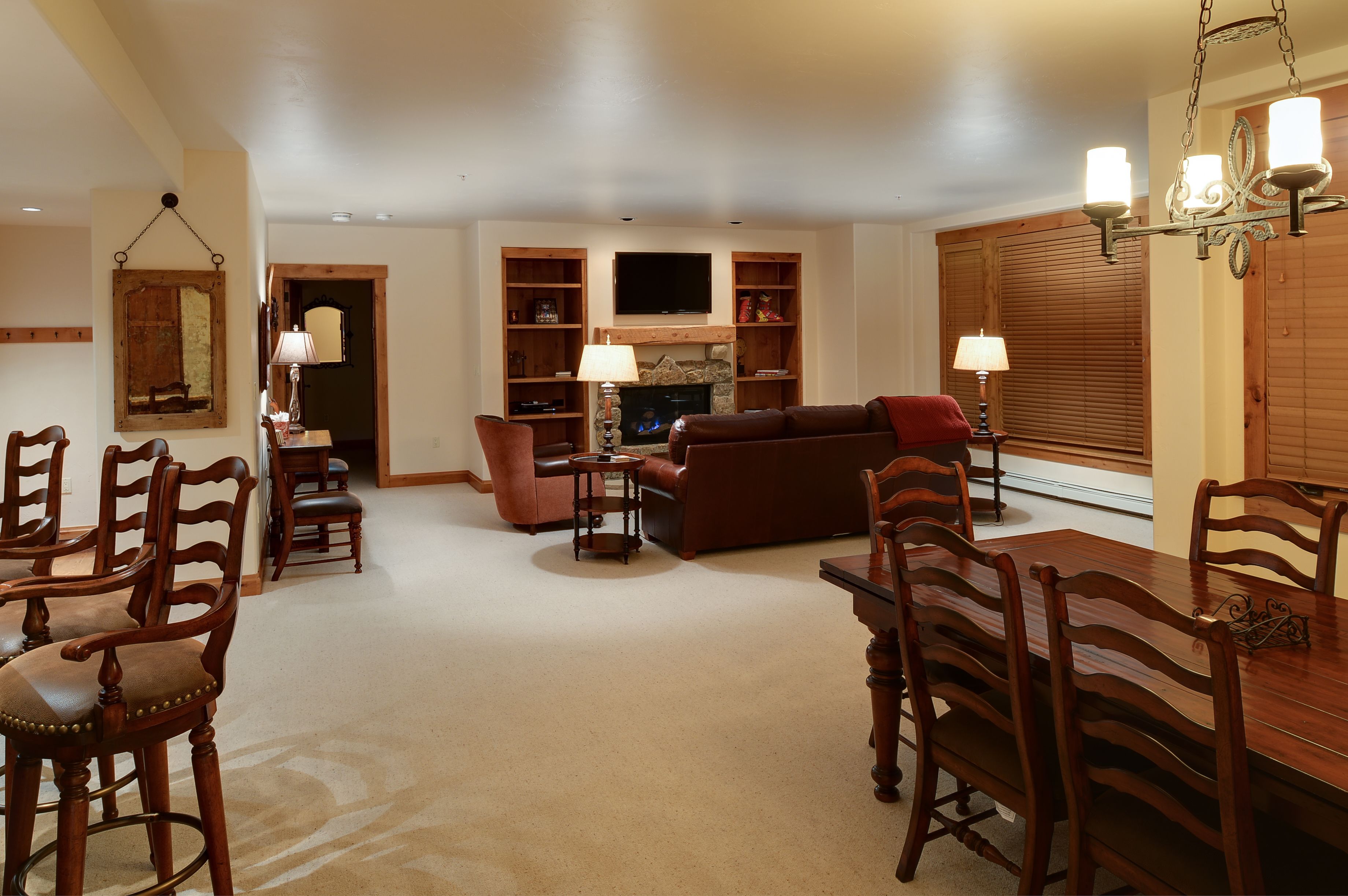 WestWall Lodge