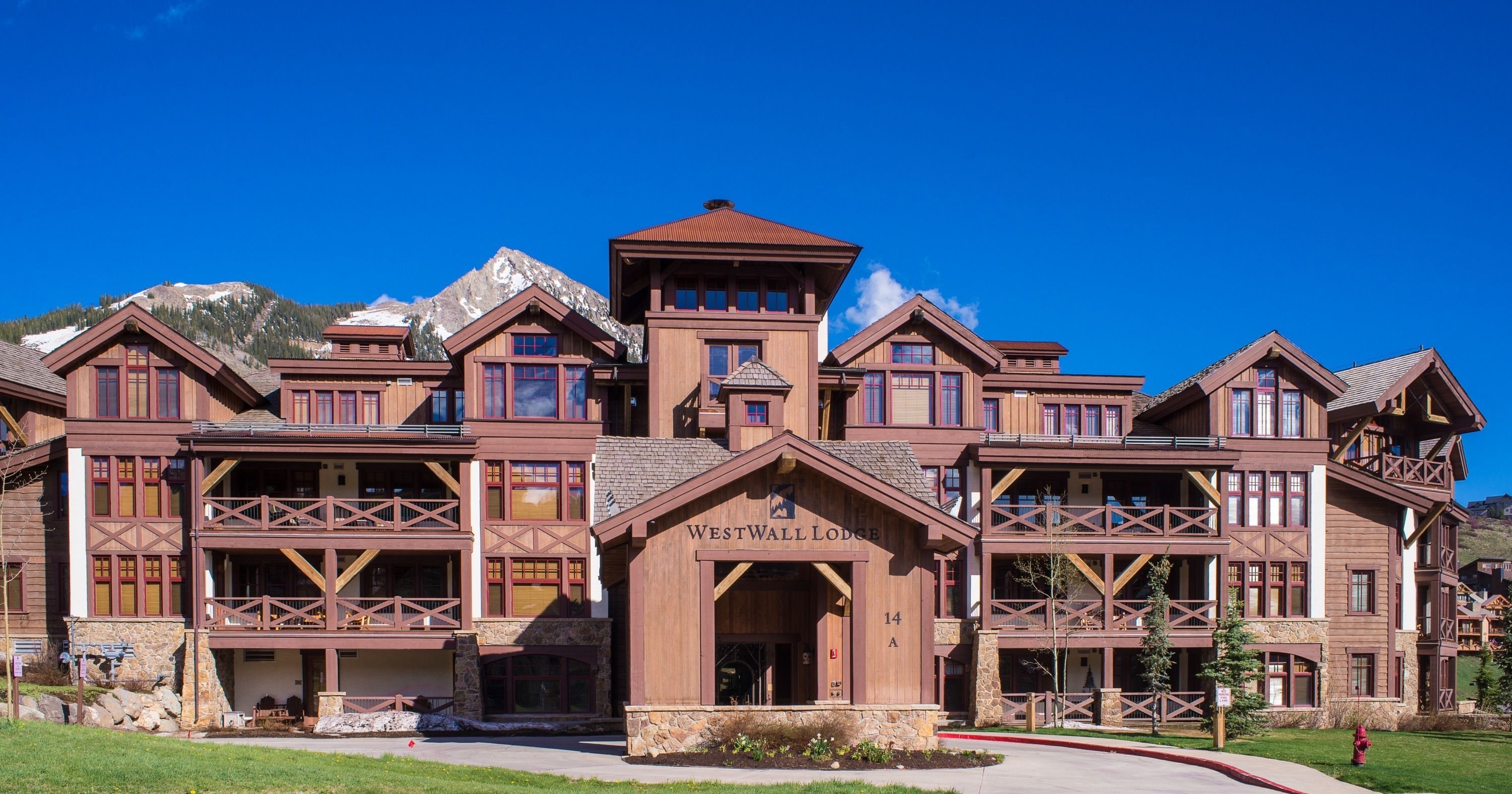 WestWall Lodge