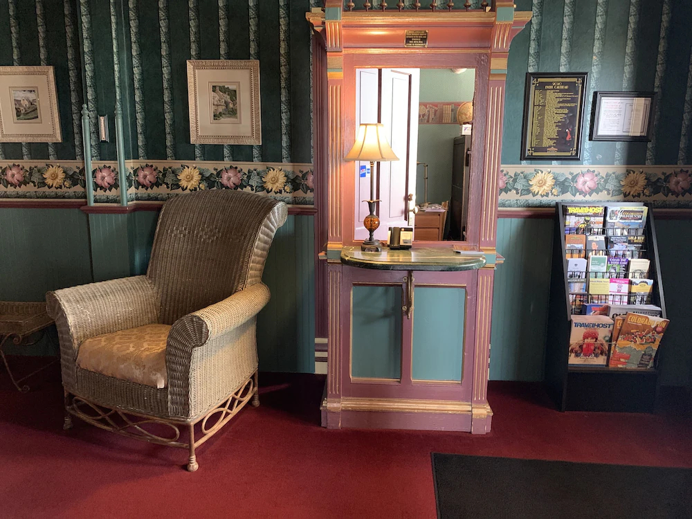 Hotel St. Nicholas