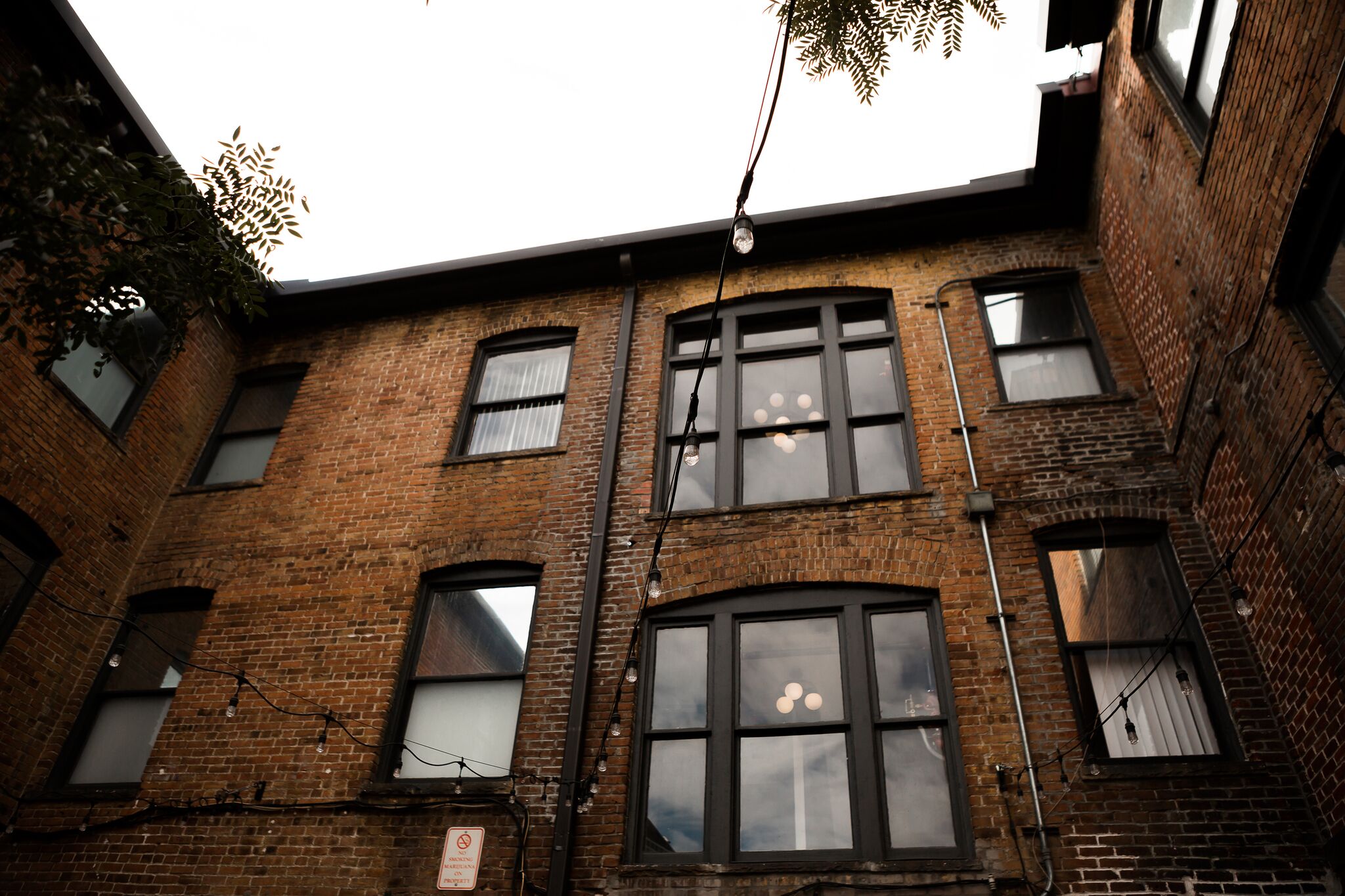 11th Avenue Hotel and Hostel