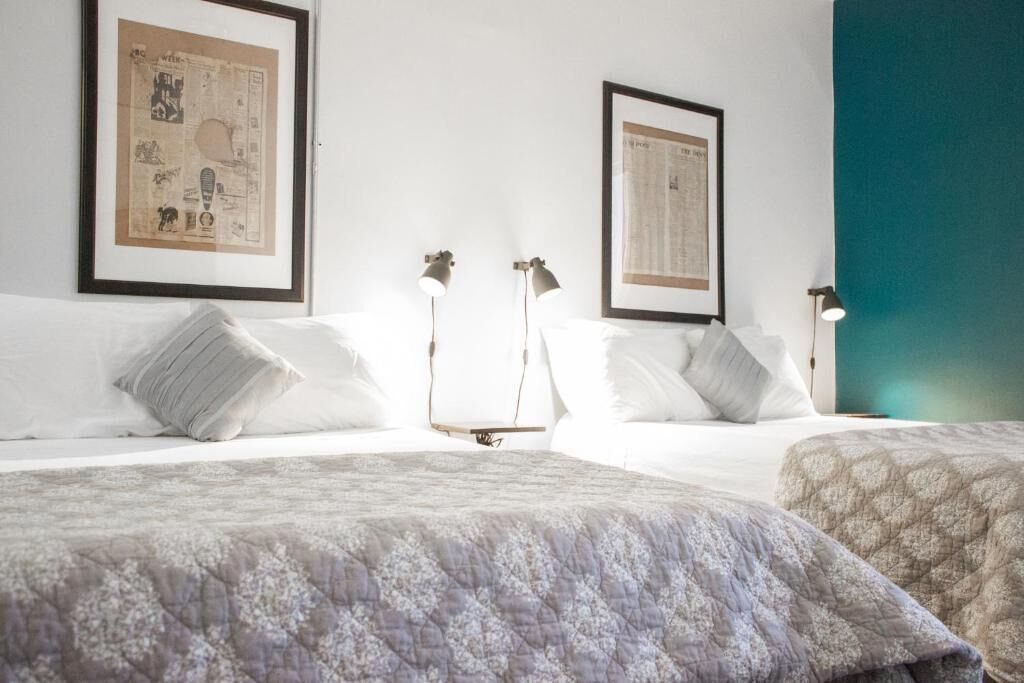 11th Avenue Hotel and Hostel
