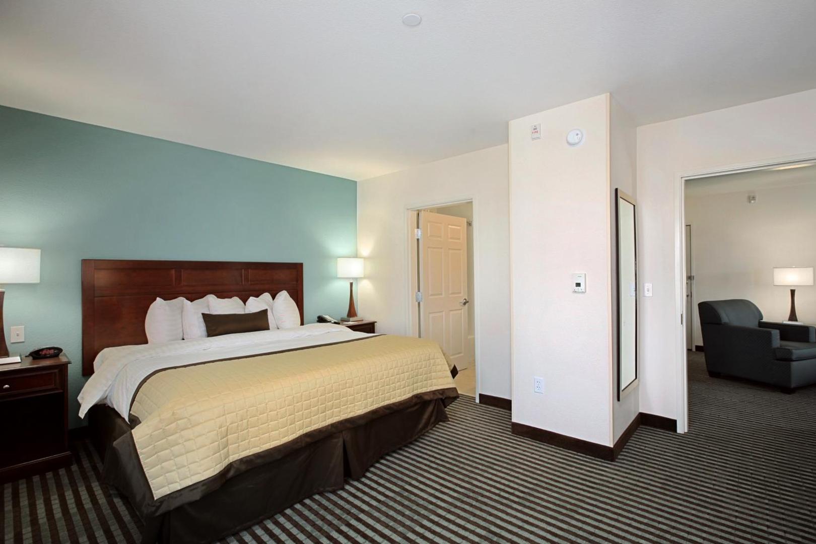Baymont by Wyndham Denver International Airport
