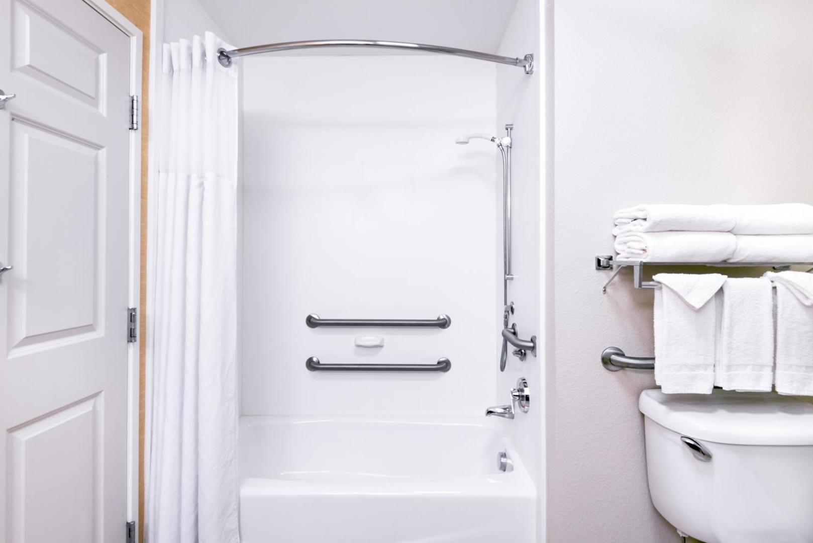 Baymont by Wyndham Denver International Airport