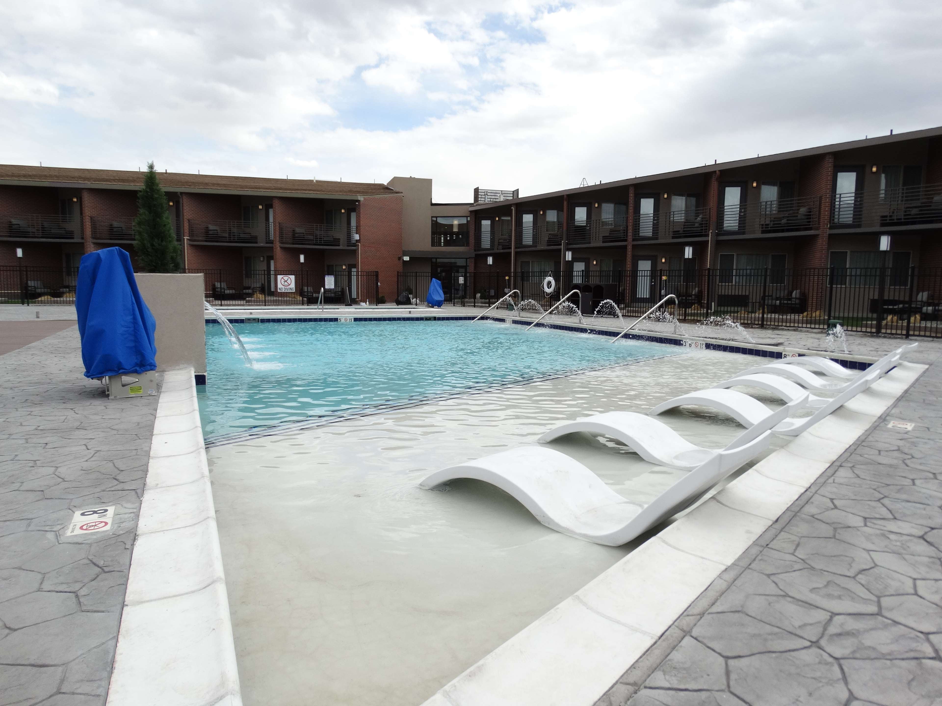 Best Western Premier Denver East