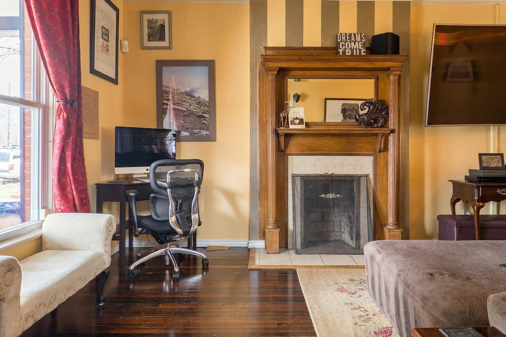 Cannabis Castle Historic Home in Baker District