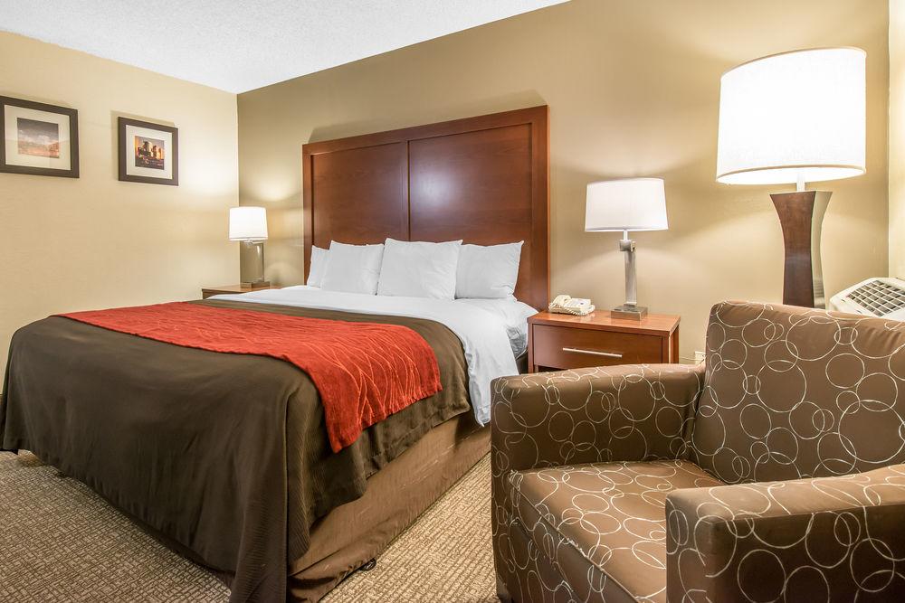 Comfort Inn & Suites Denver Northfield
