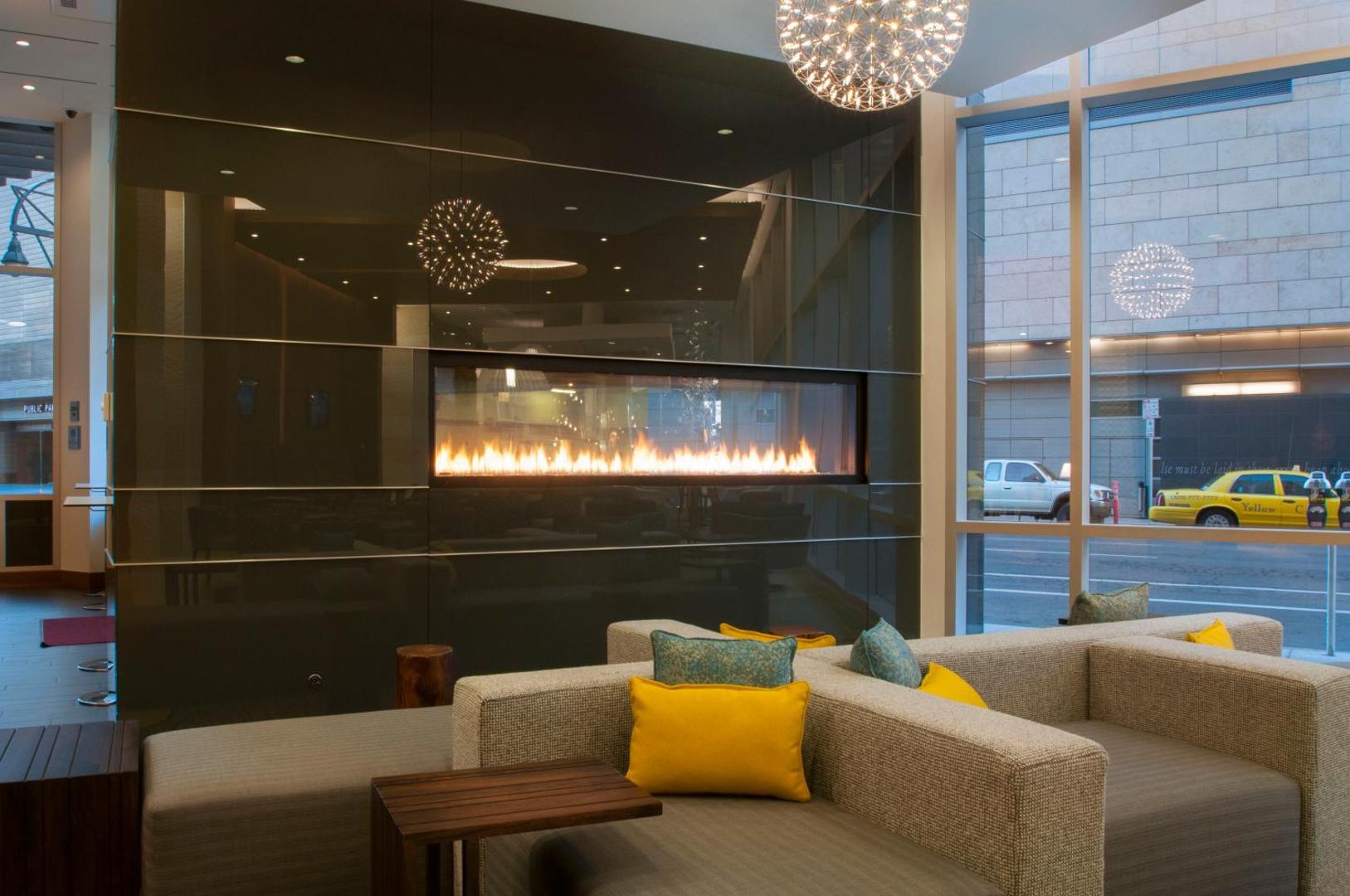Hampton Inn & Suites Denver Downtown-Convention Center