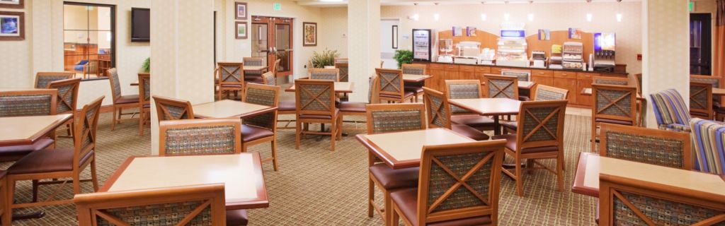Holiday Inn Express Hotel & Suites Denver Airport