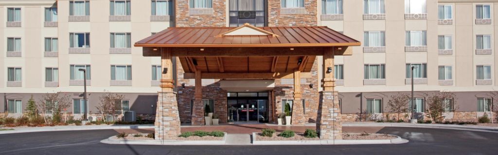 Holiday Inn Express Hotel & Suites Denver Airport