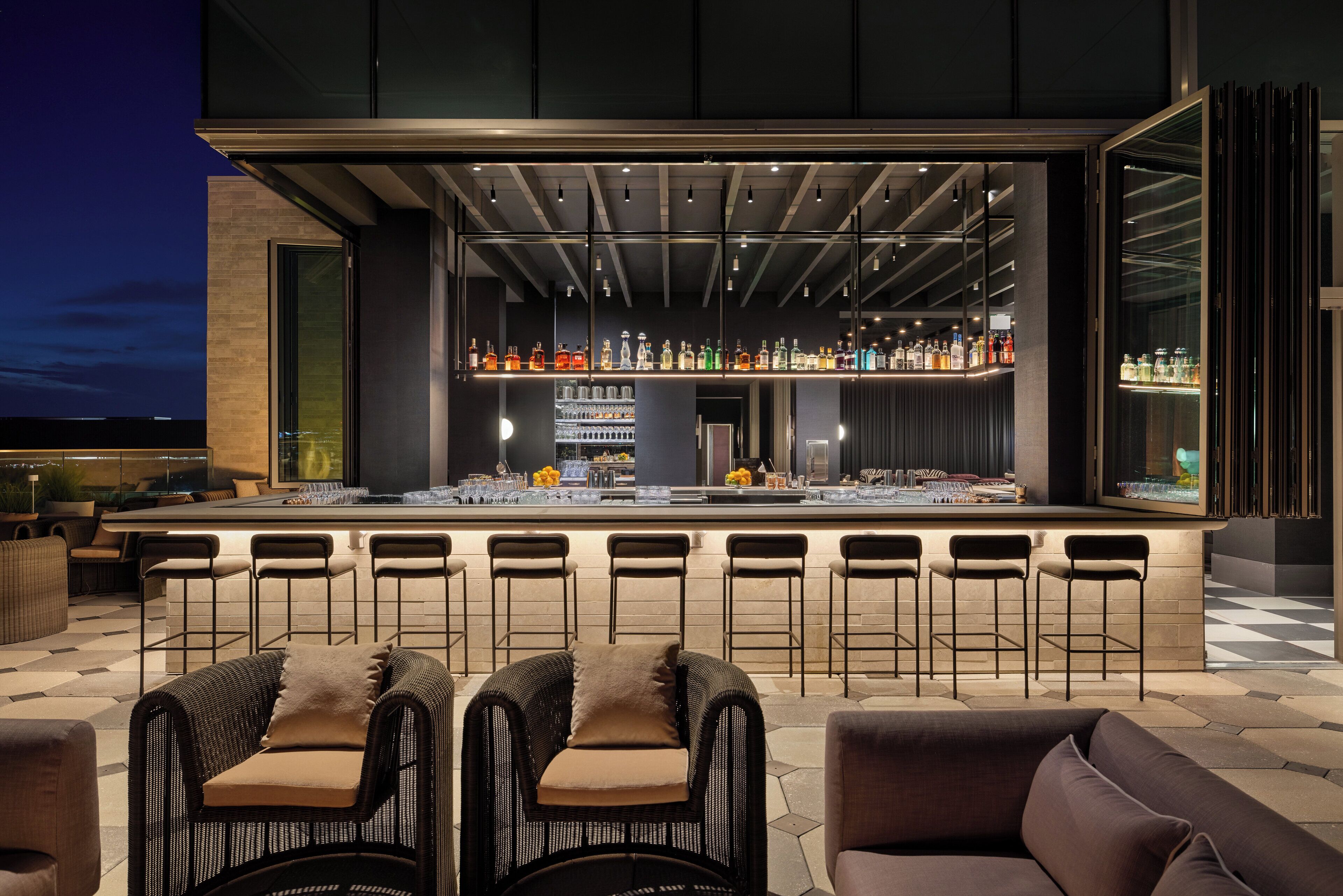 Kimpton Claret Hotel