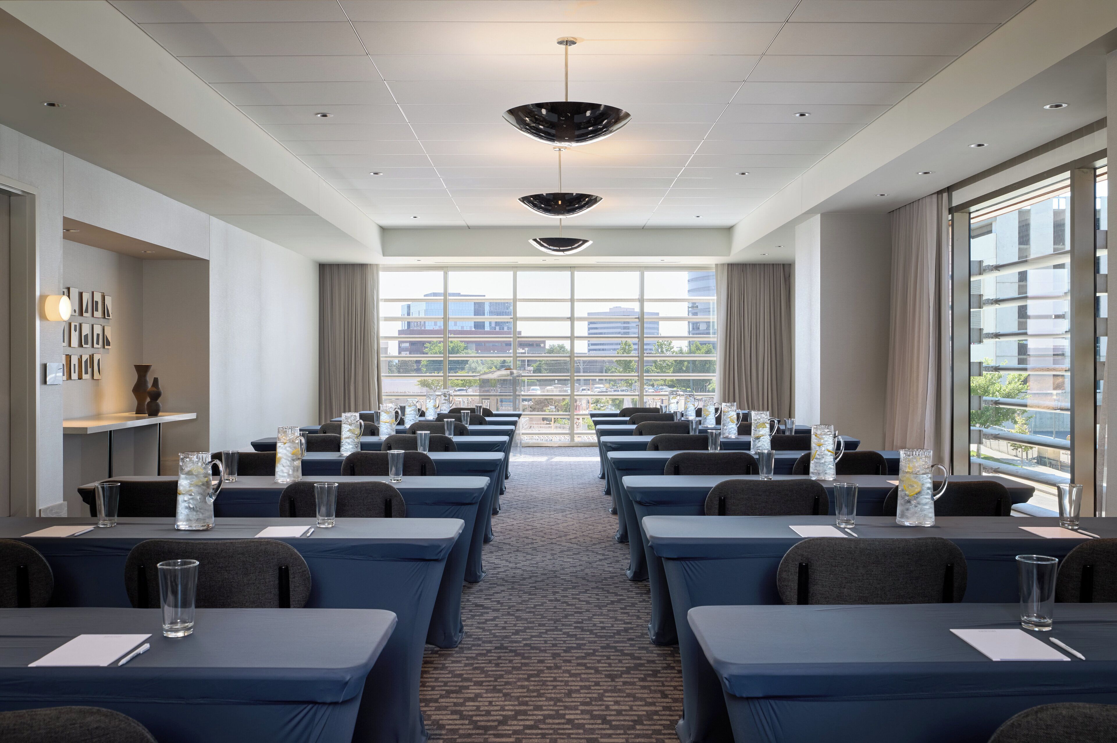 Kimpton Claret Hotel