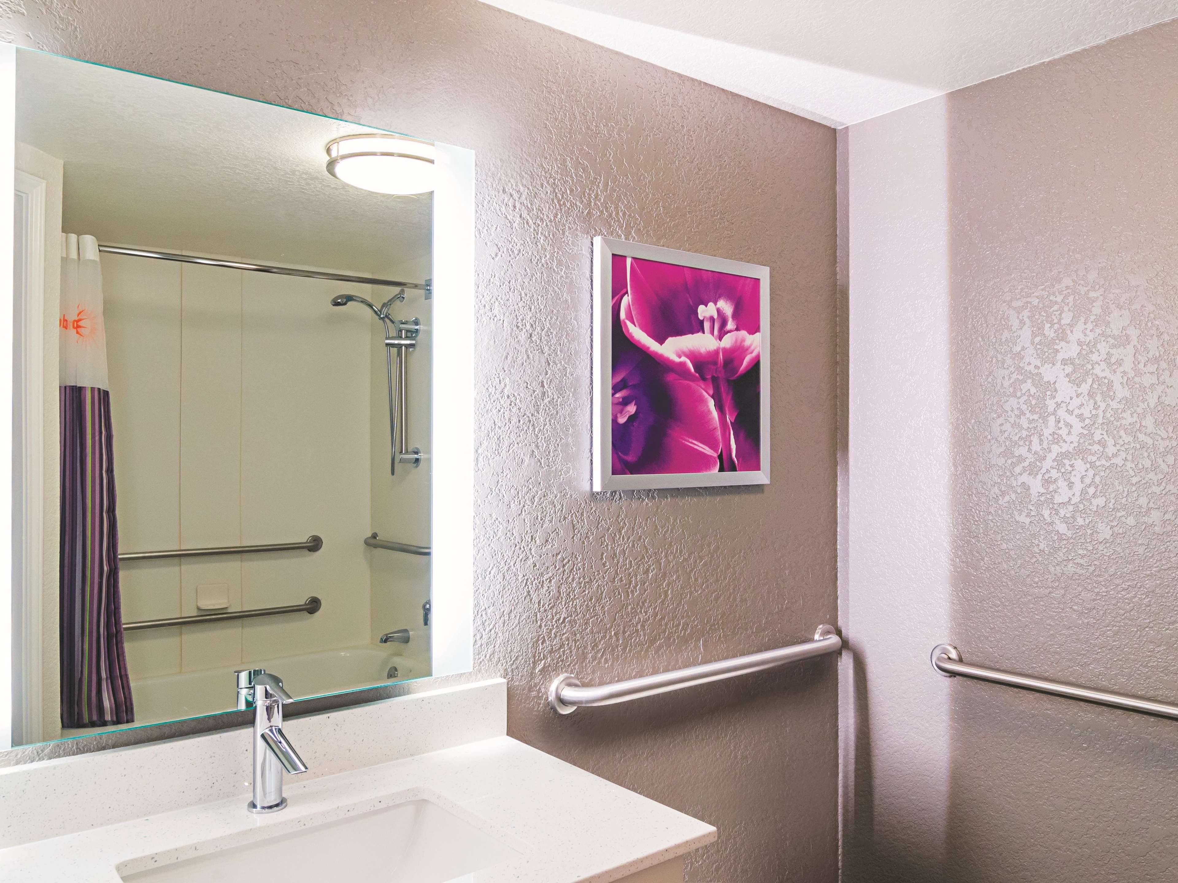 La Quinta Inn & Suites by Wyndham Denver Airport DIA